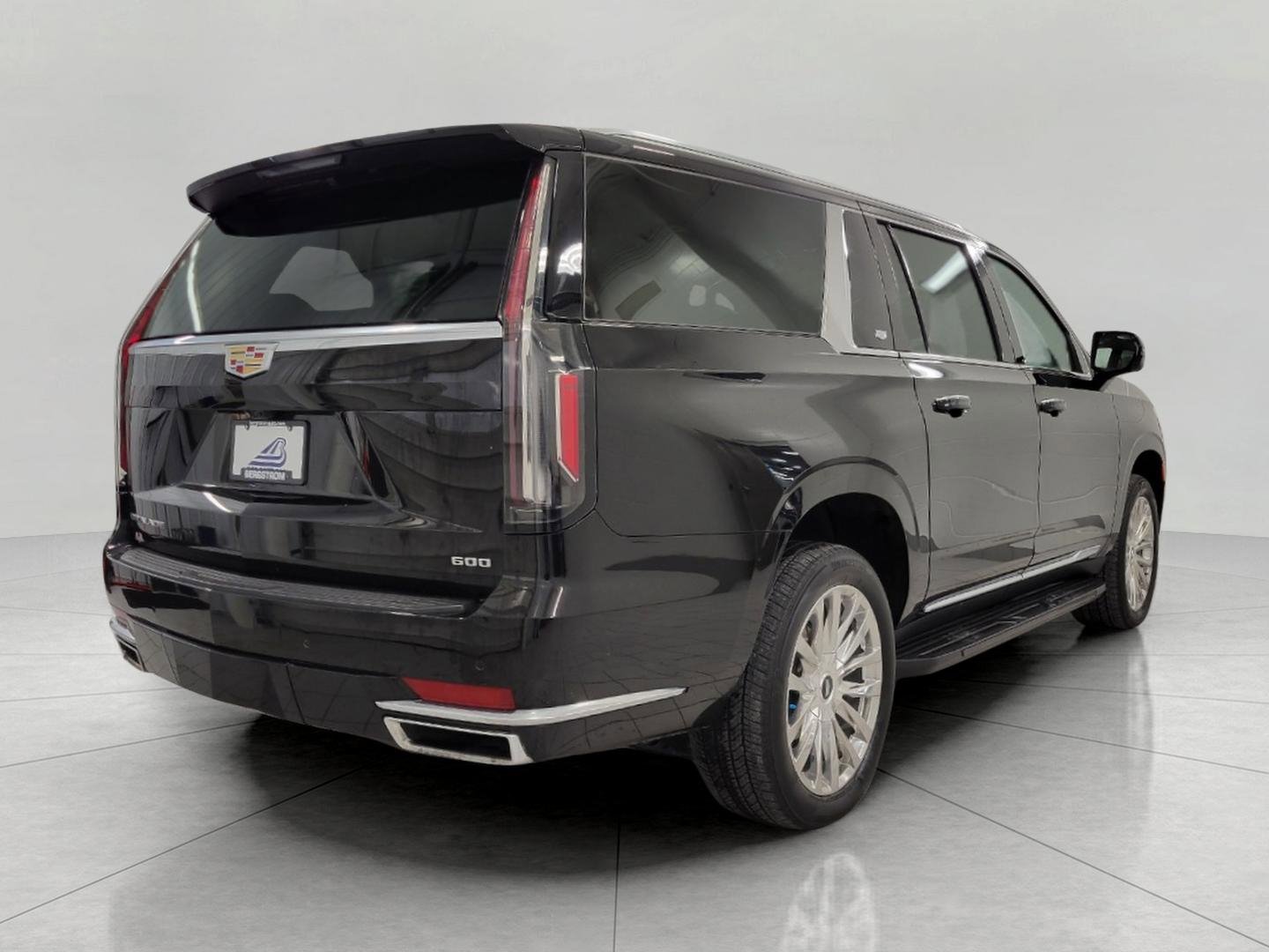 Certified 2023 Cadillac Escalade ESV Premium Luxury image 20