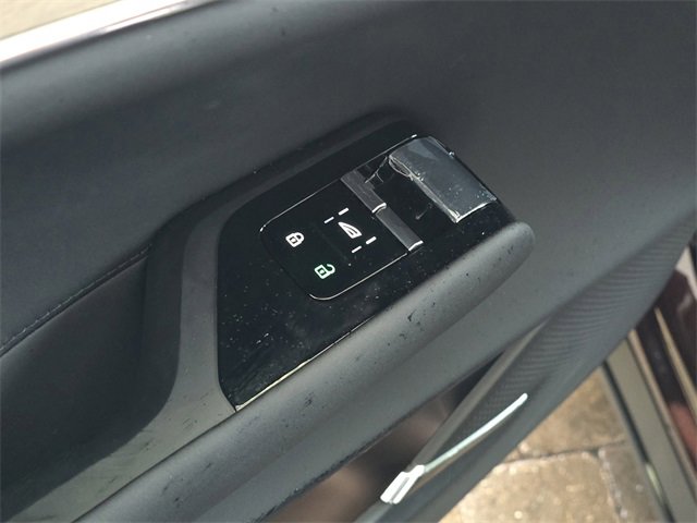 New 2025 Volvo EX90 Plus w/ Protection Package Premier image 22