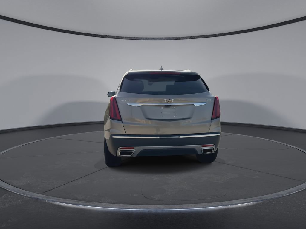 Used 2022 Cadillac XT5 Premium Luxury w/ Technology Package FWD image 7