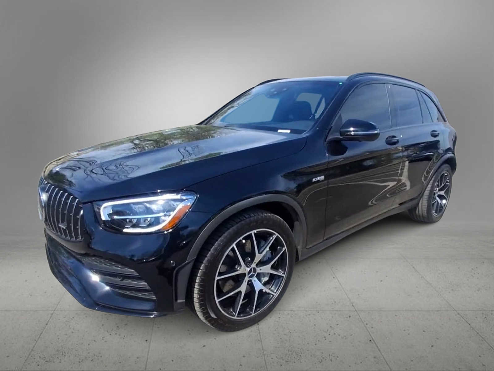Used 2022 Mercedes-Benz GLC 43 AMG 4MATIC image 4