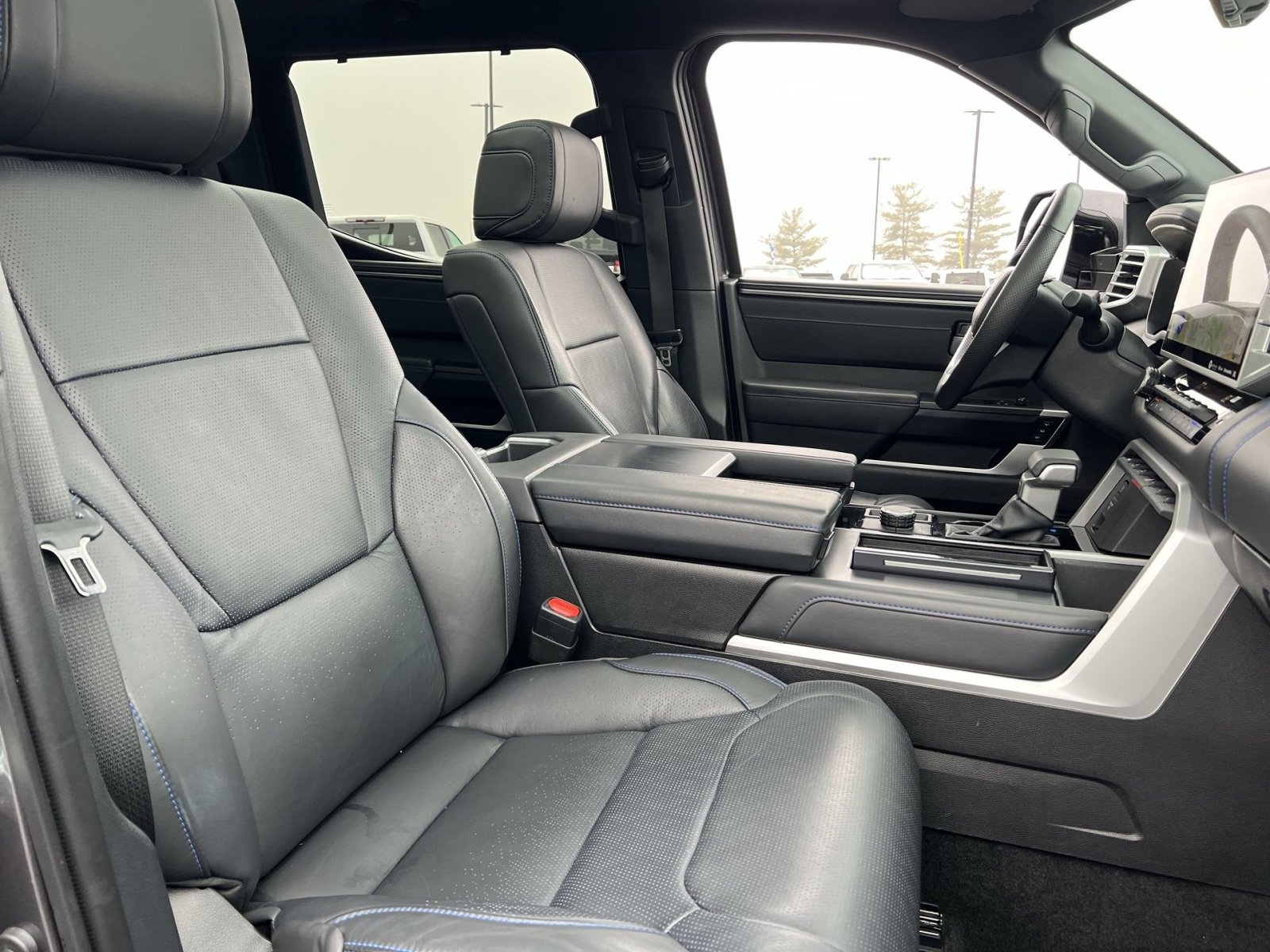 Used 2024 Toyota Tundra Platinum image 27