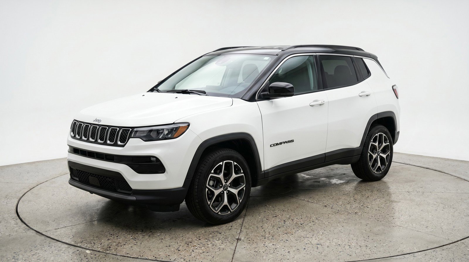 Used 2025 Jeep Compass Limited AWD/4WD image 3