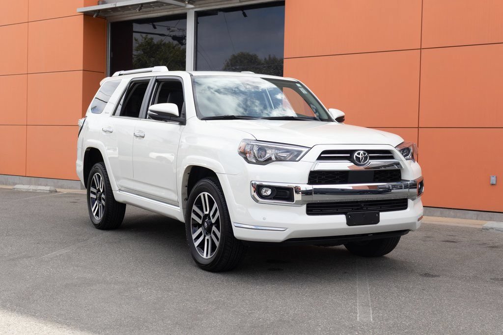 Used 2023 Toyota 4Runner Limited AWD/4WD image 7