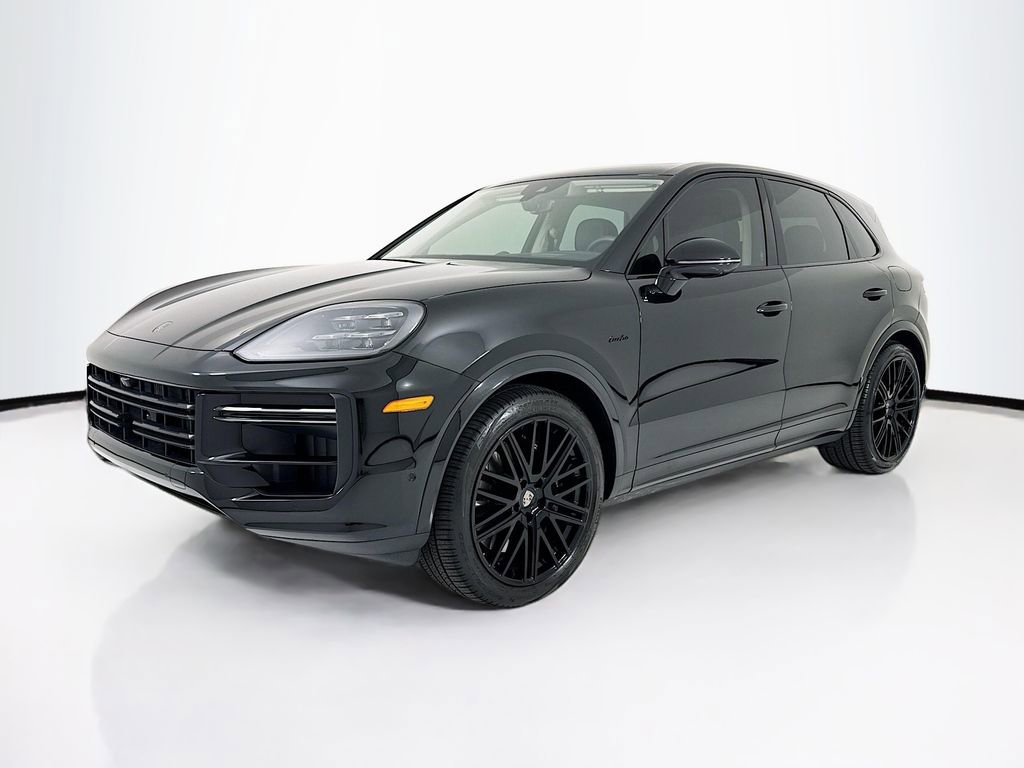 Certified 2026 Porsche Cayenne Turbo AWD/4WD image 1
