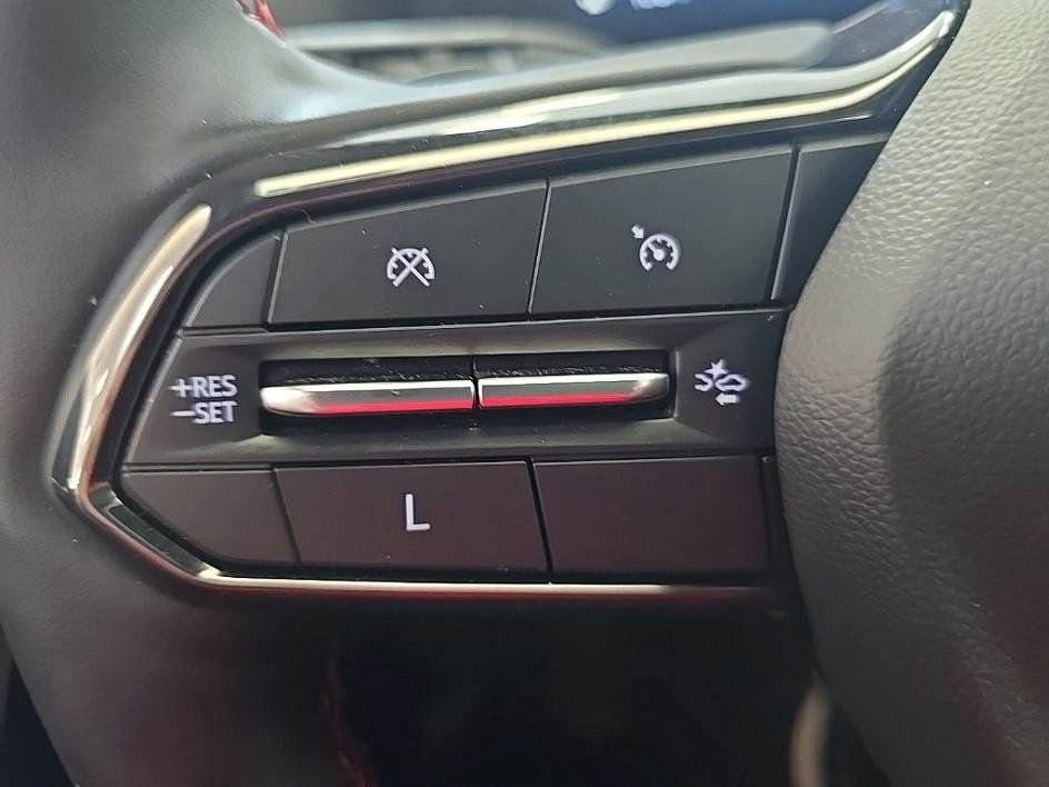 Used 2025 Chevrolet Equinox RS w/ Safety and Technology Package image 15