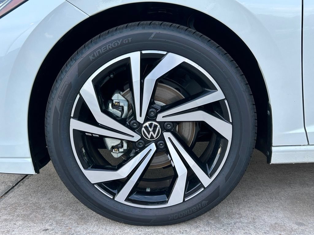 New 2026 Volkswagen Jetta SEL FWD image 36