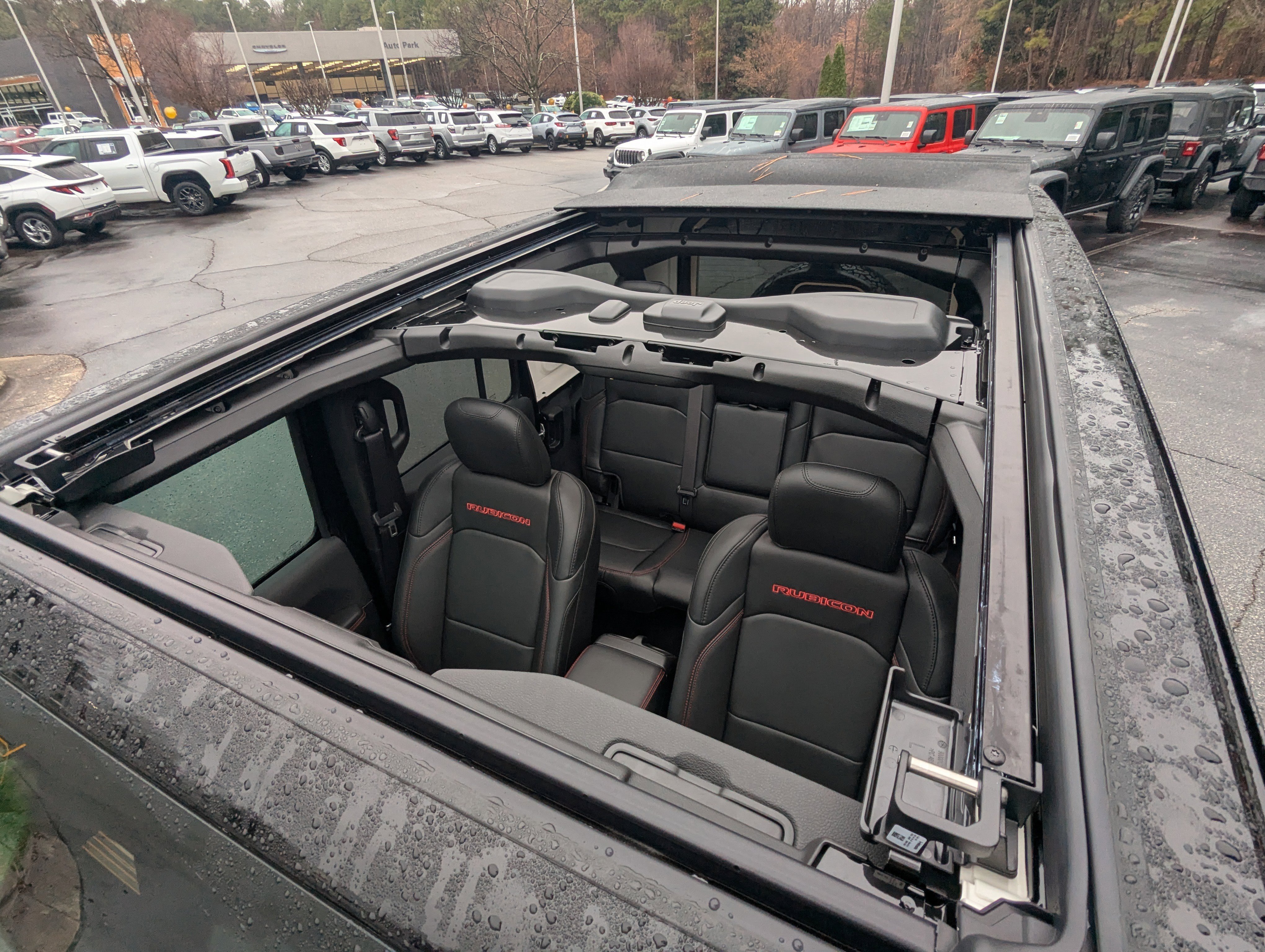 Used 2026 Jeep Wrangler Rubicon image 11