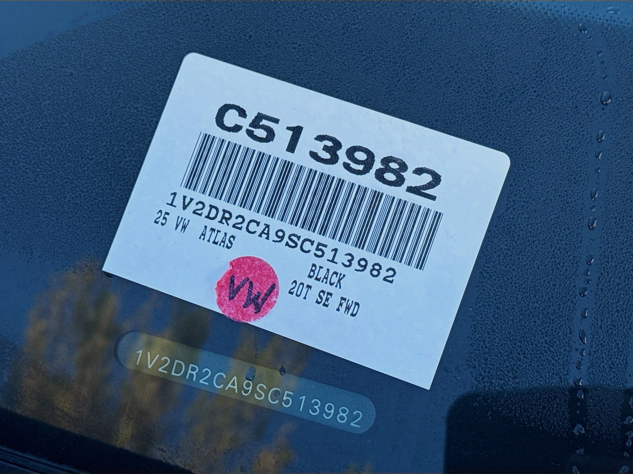 Certified 2025 Volkswagen Atlas SE image 38