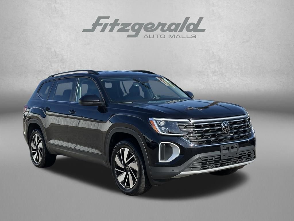 Used 2026 Volkswagen Atlas SE AWD/4WD image 1