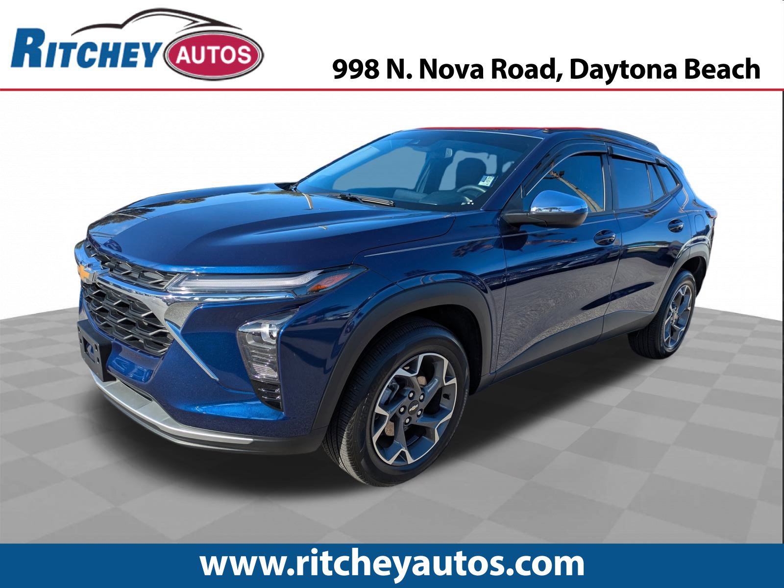 Certified 2024 Chevrolet Trax LT w/ LT Convenience Package image 1