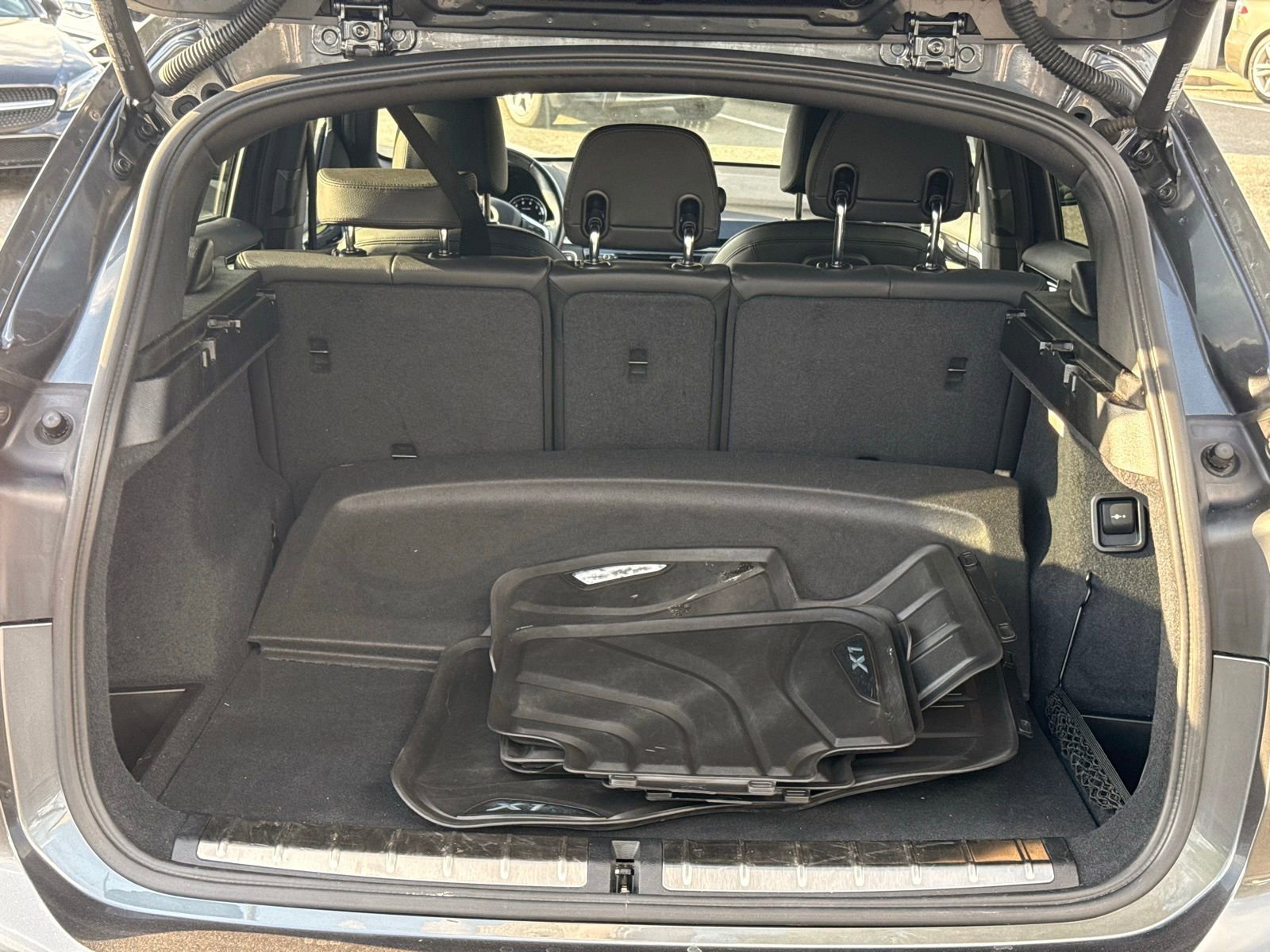 Used 2019 BMW X1 xDrive28i w/ Convenience Package image 12