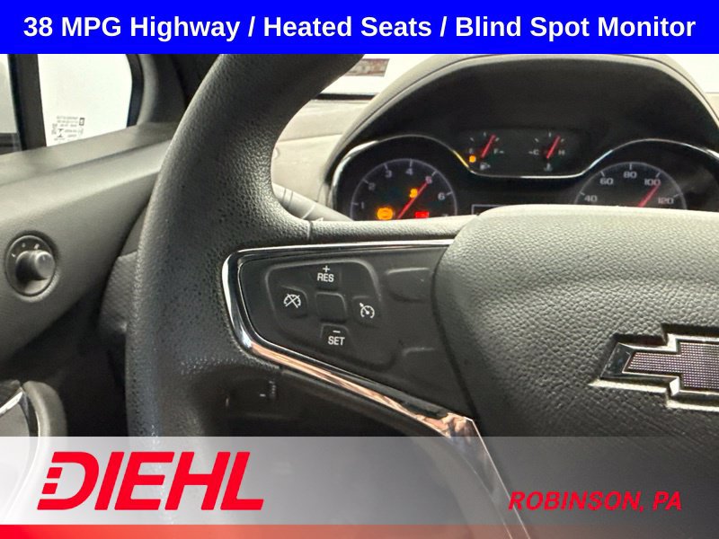 Used 2019 Chevrolet Cruze LT w/ Convenience Package FWD image 23