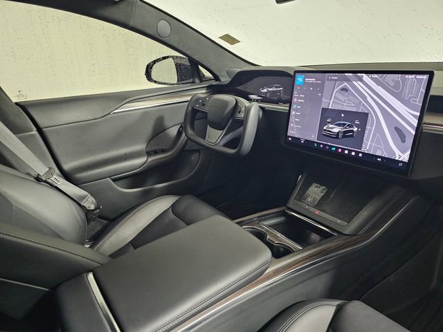 Used 2022 Tesla Model S image 10