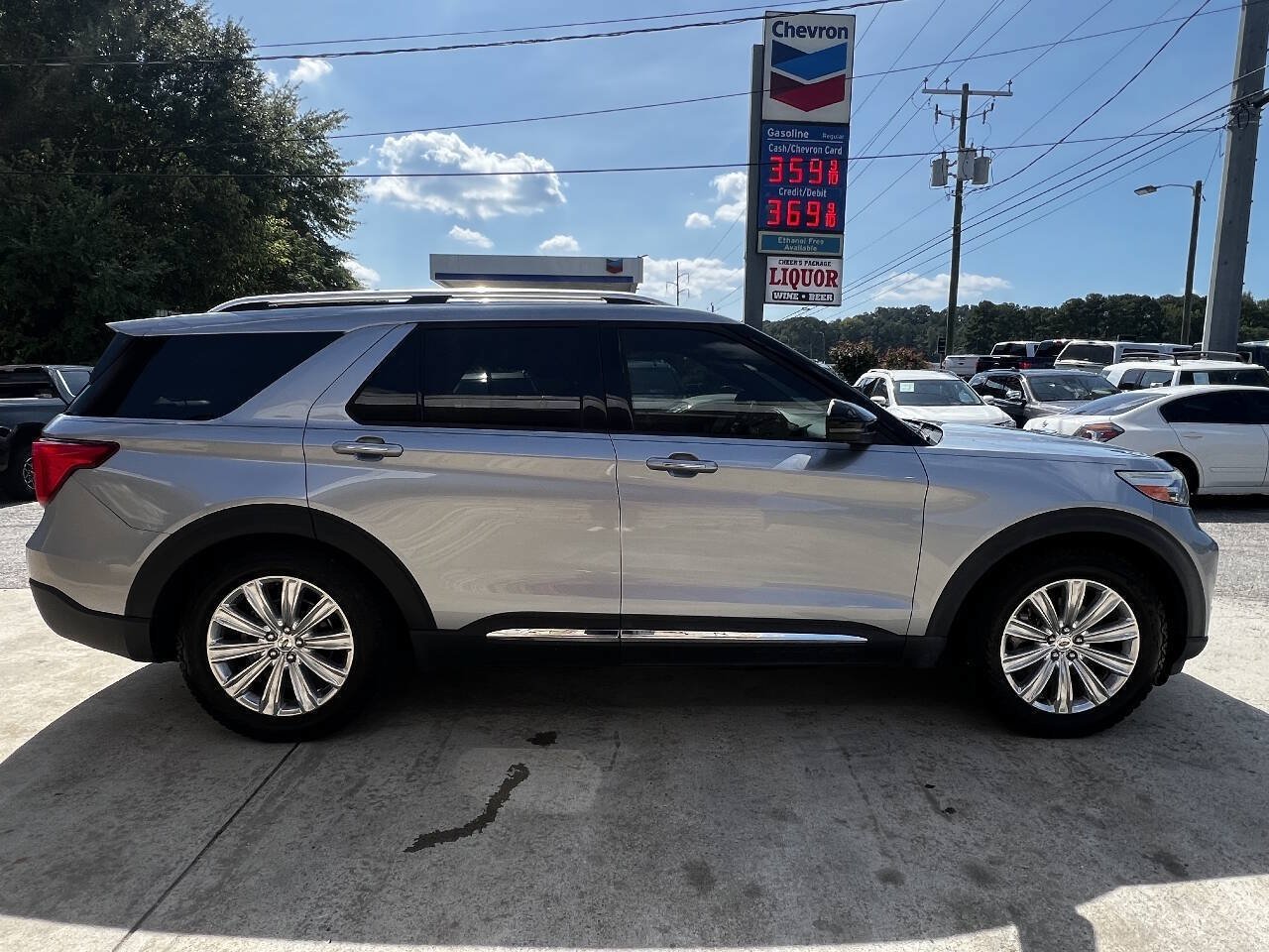 Used 2020 Ford Explorer Limited RWD image 7