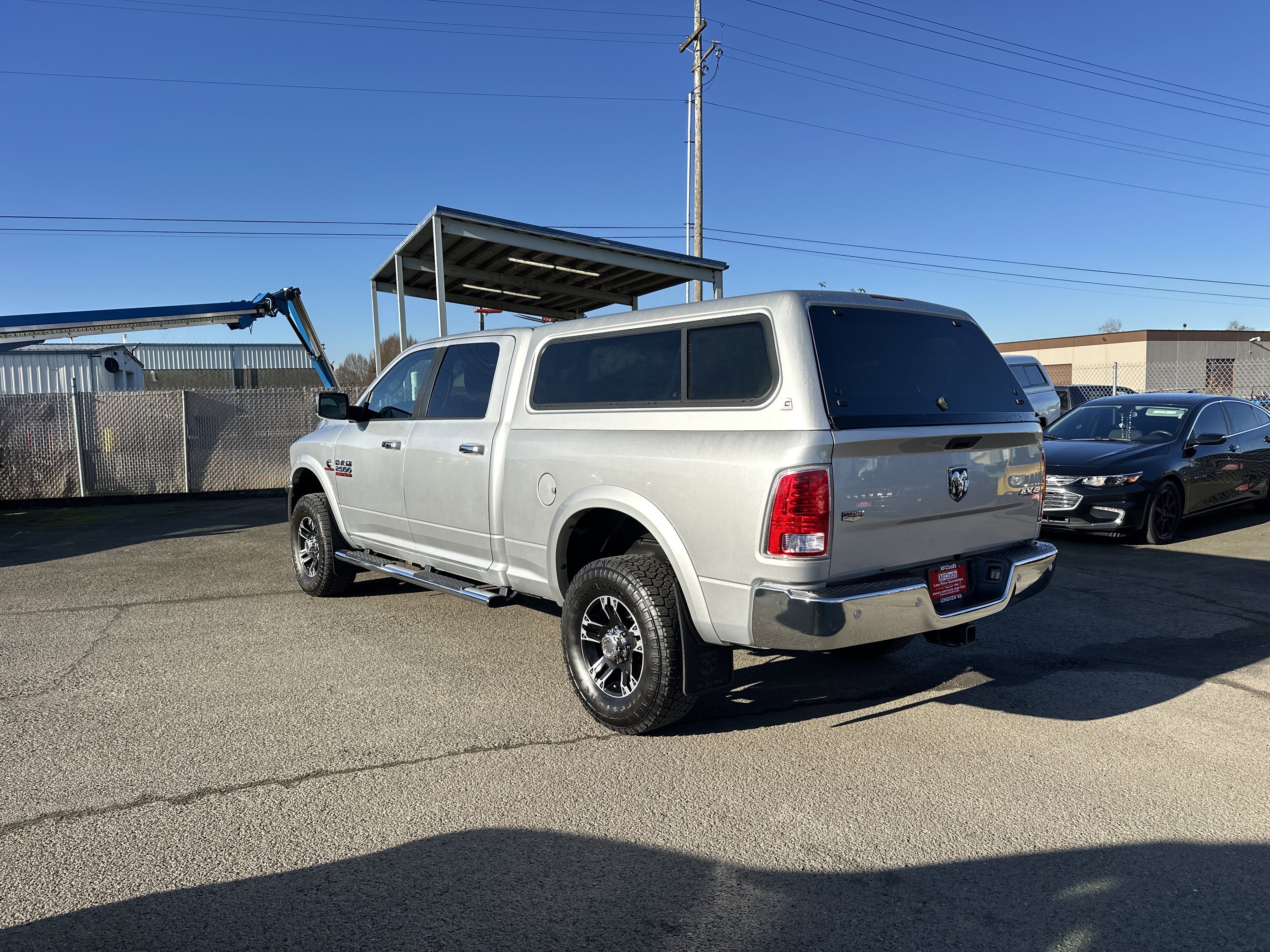 Used 2016 RAM 2500 Laramie w/ Convenience Group image 3