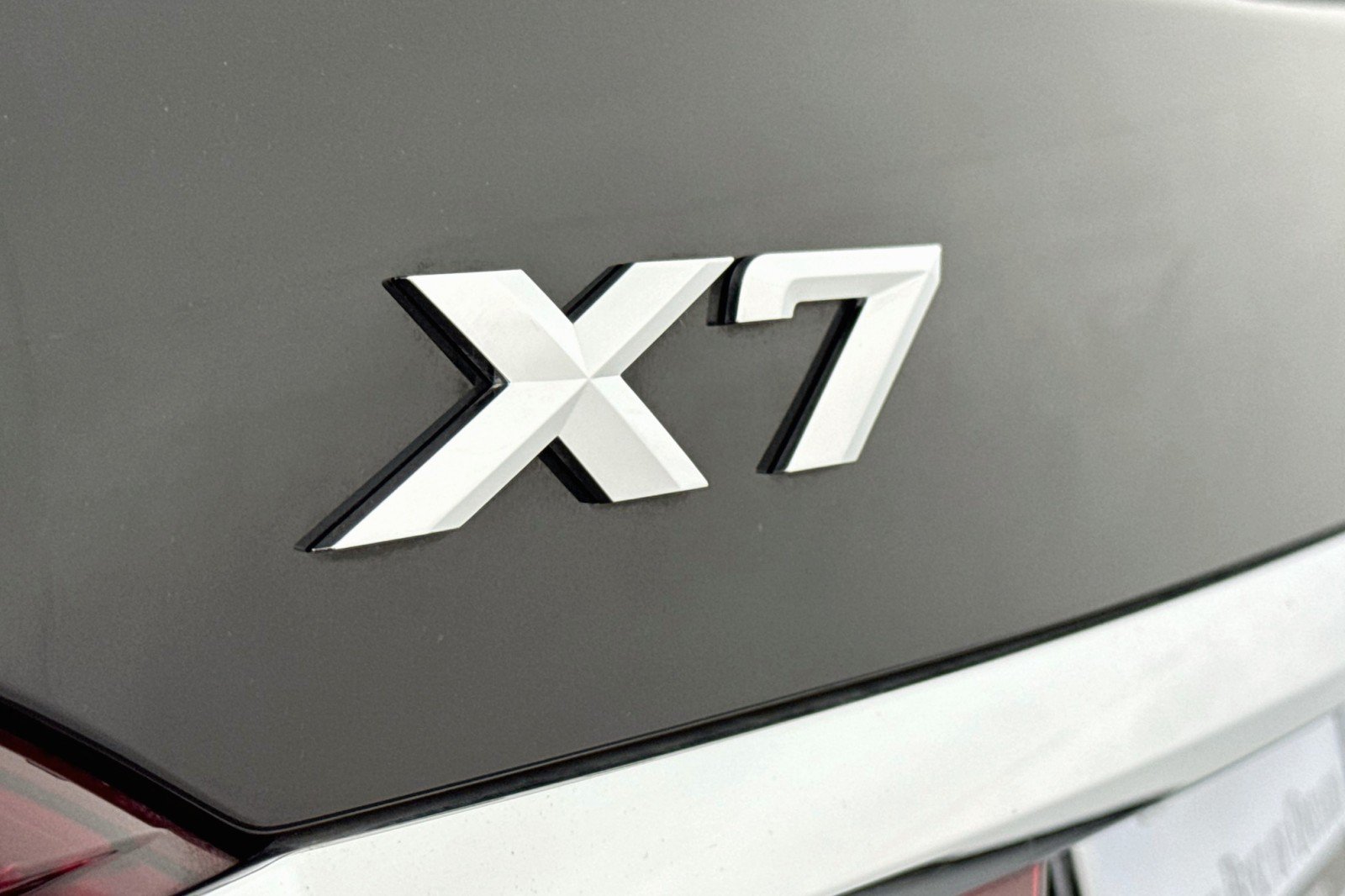 Used 2022 BMW X7 xDrive40i w/ Premium Package AWD/4WD image 10