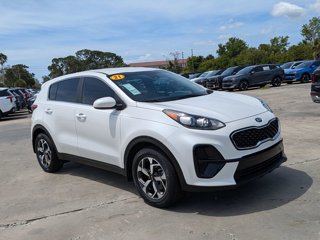 Certified 2021 Kia Sportage LX FWD image 2