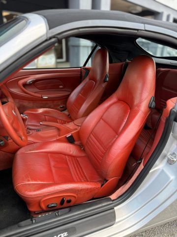 Used 2001 Porsche 911 Carrera 4 image 40