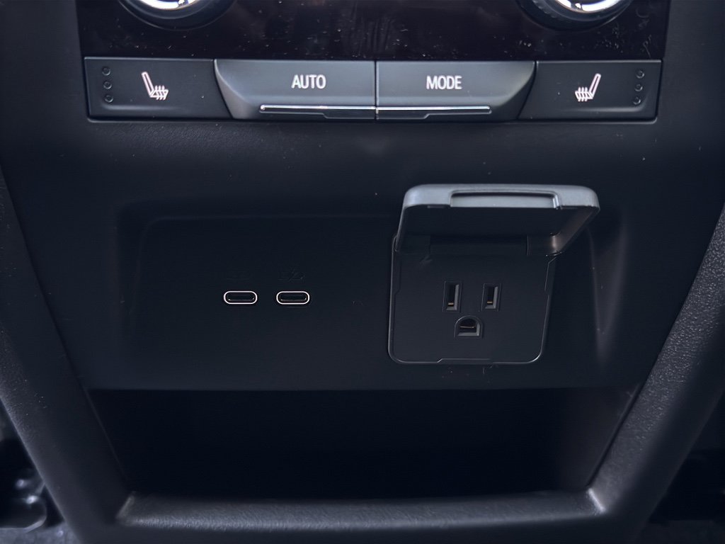 New 2026 Chevrolet Traverse RS w/ LPO, Floor Liner Package image 51