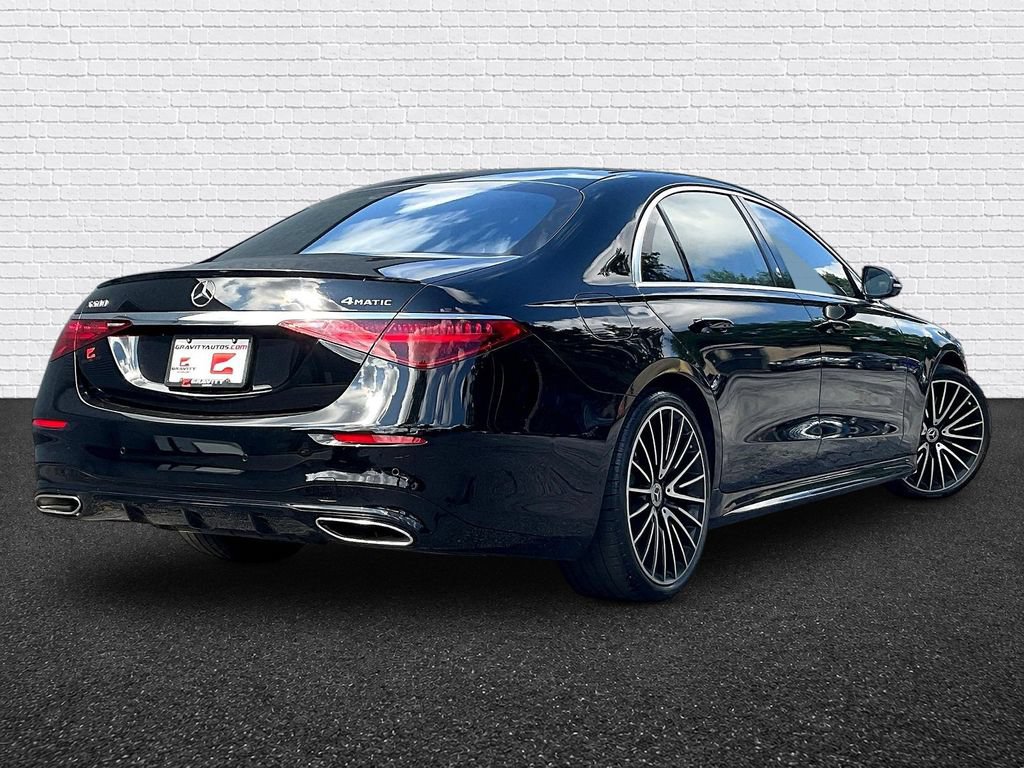 Used 2022 Mercedes-Benz S 500 4MATIC w/ AMG Line Package image 6