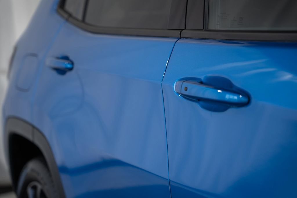 Certified 2022 Jeep Compass Latitude AWD/4WD image 13