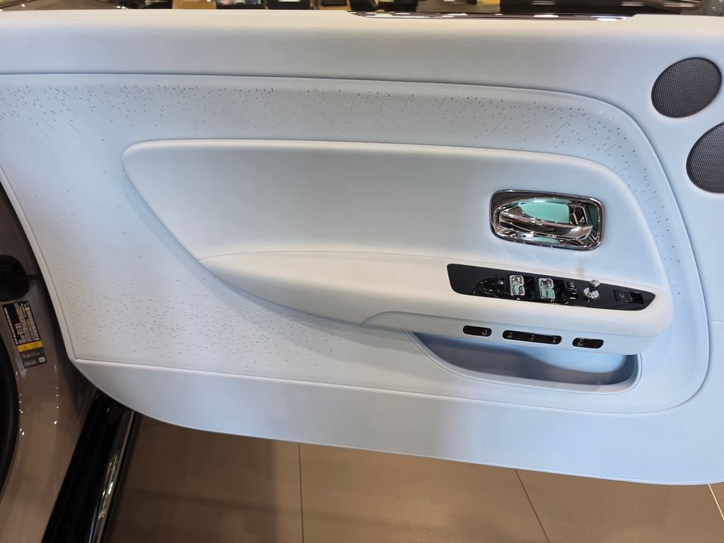 Used 2024 Rolls-Royce Spectre w/ Spectre Launch Package AWD/4WD image 23