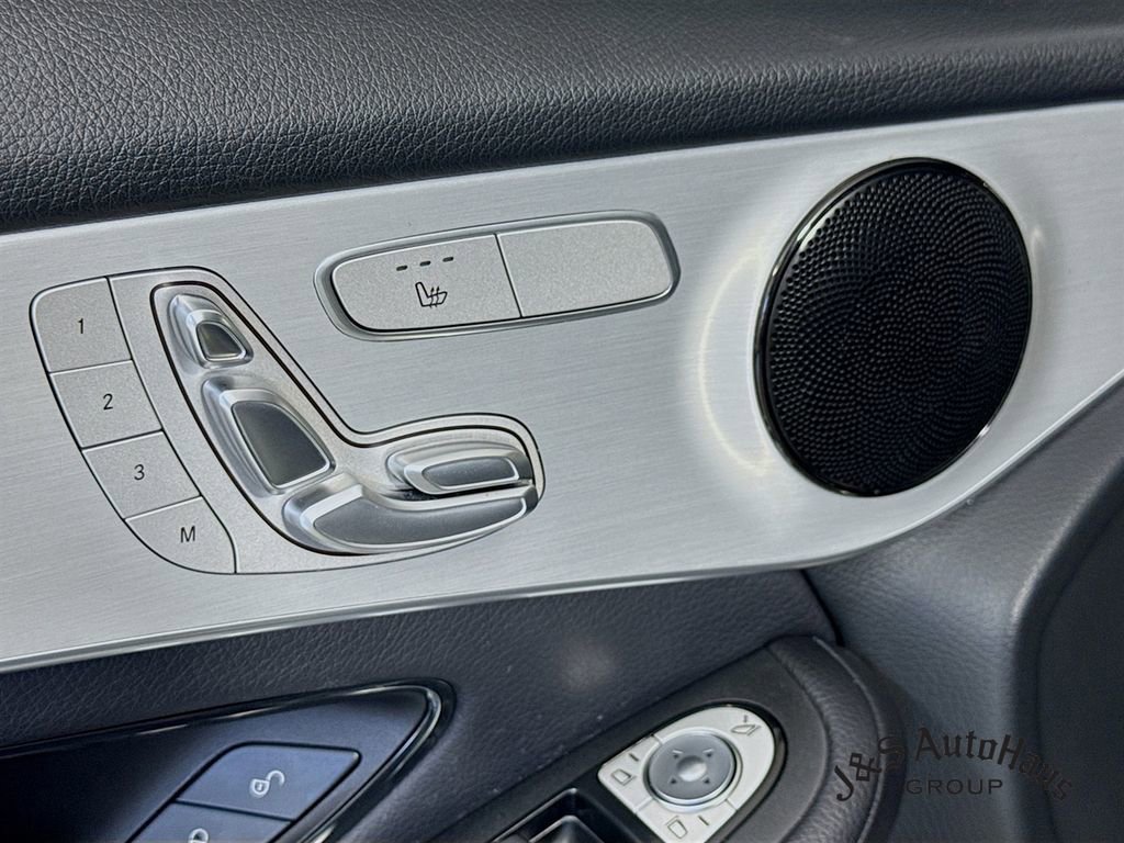 Used 2022 Mercedes-Benz GLC 300 GLC 300 image 23