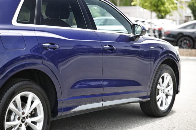 Used 2021 Audi Q3 2.0T Premium w/ Convenience Package AWD/4WD image 8