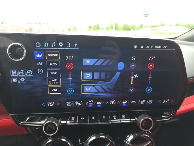 Used 2024 Chevrolet Blazer EV RS AWD/4WD image 25