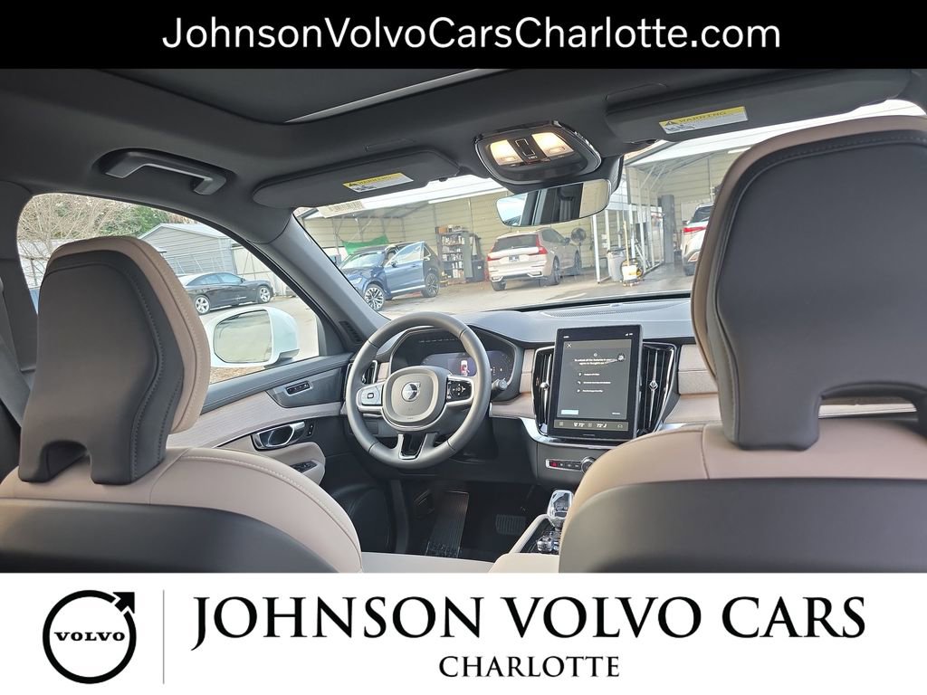 New 2026 Volvo XC90 B6 Plus w/ Protection Package Premier image 11