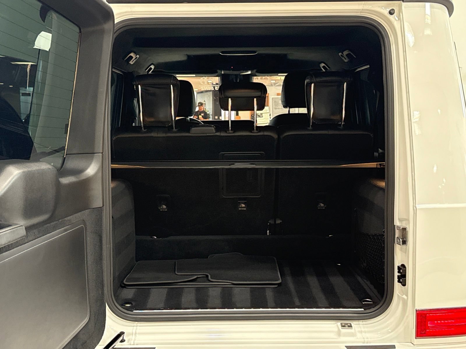 Used 2025 Mercedes-Benz G 550 image 16