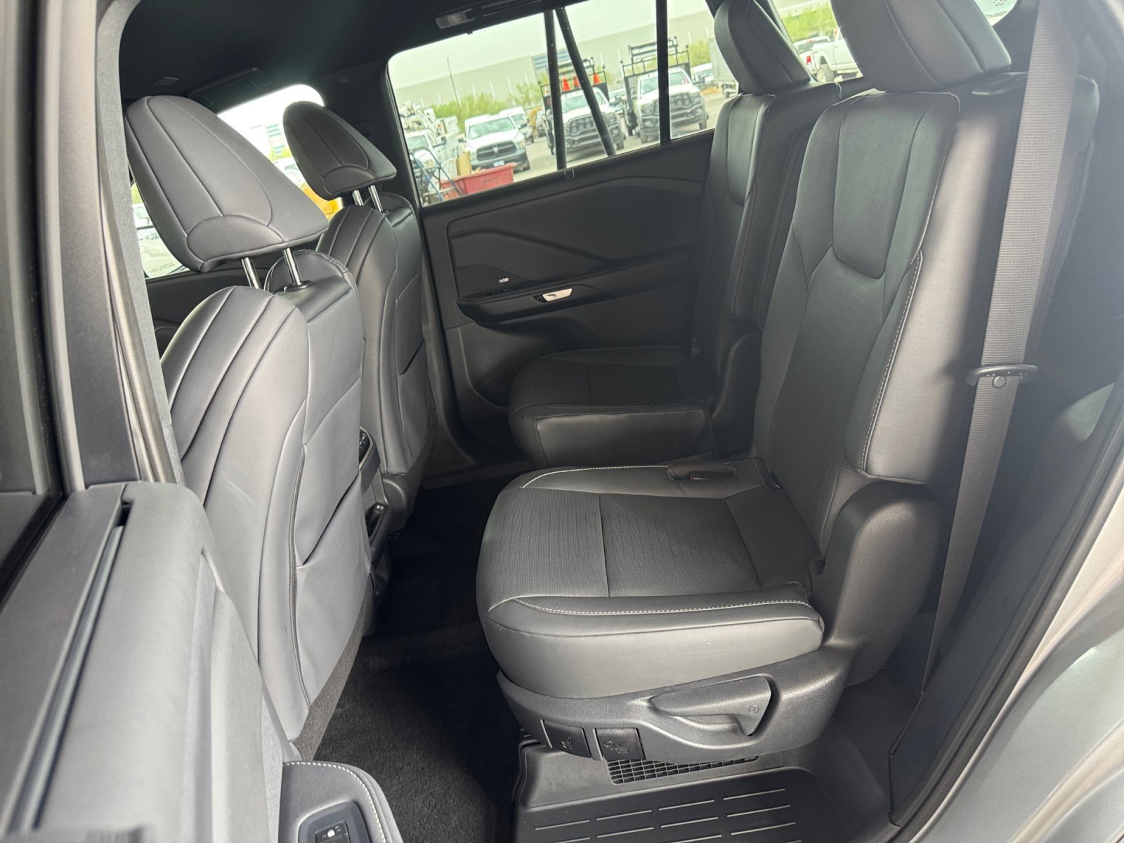 Used 2026 Lexus TX 500h AWD w/ Technology Package image 25