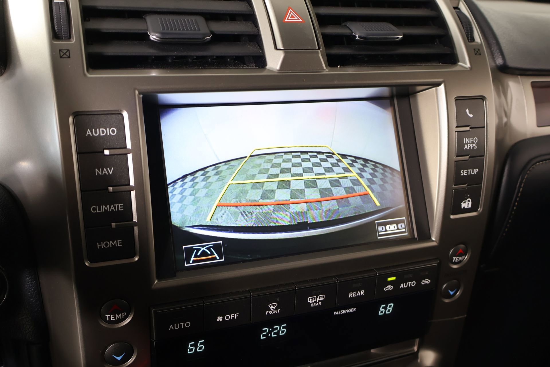 Used 2015 Lexus GX 460 Luxury AWD/4WD image 6