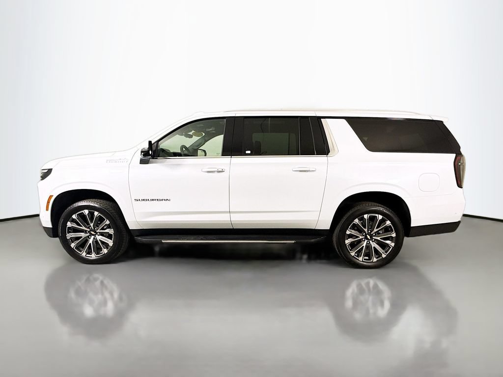 Used 2026 Chevrolet Suburban High Country w/ Sun And Tow Package AWD/4WD image 5