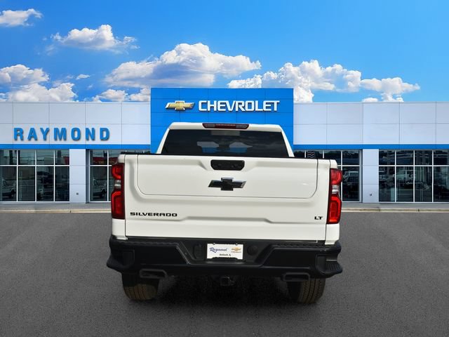 New 2026 Chevrolet Silverado 1500 LT Trail Boss w/ Dark Appearance Package AWD/4WD image 5