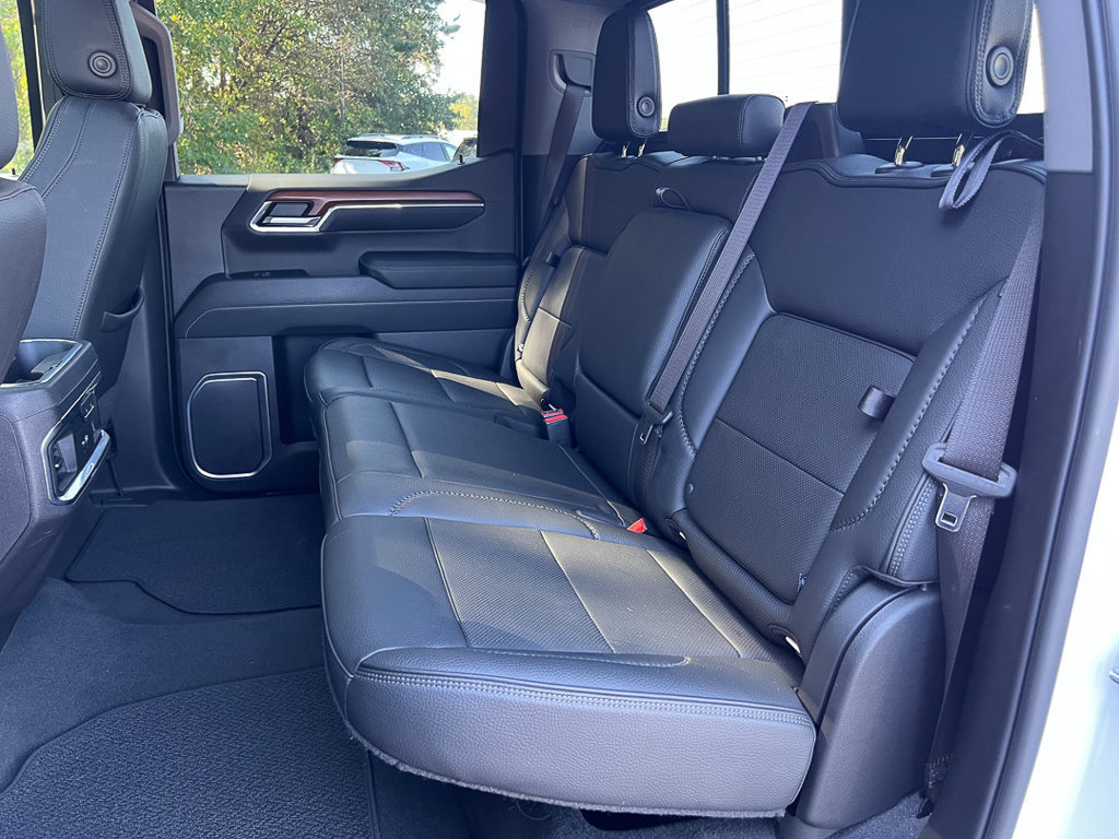Used 2023 GMC Sierra 1500 Denali AWD/4WD image 35
