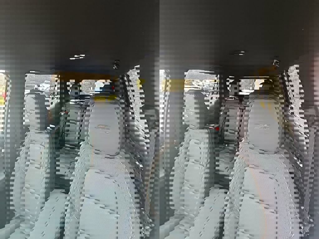 New 2026 GMC Terrain AT4 w/ Convenience Package III image 16