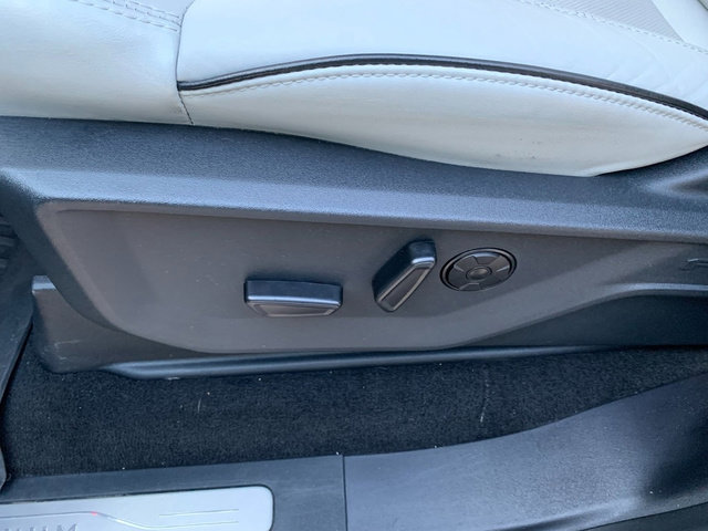 Used 2025 Ford Expedition Platinum w/ Platinum Ultimate Package image 24