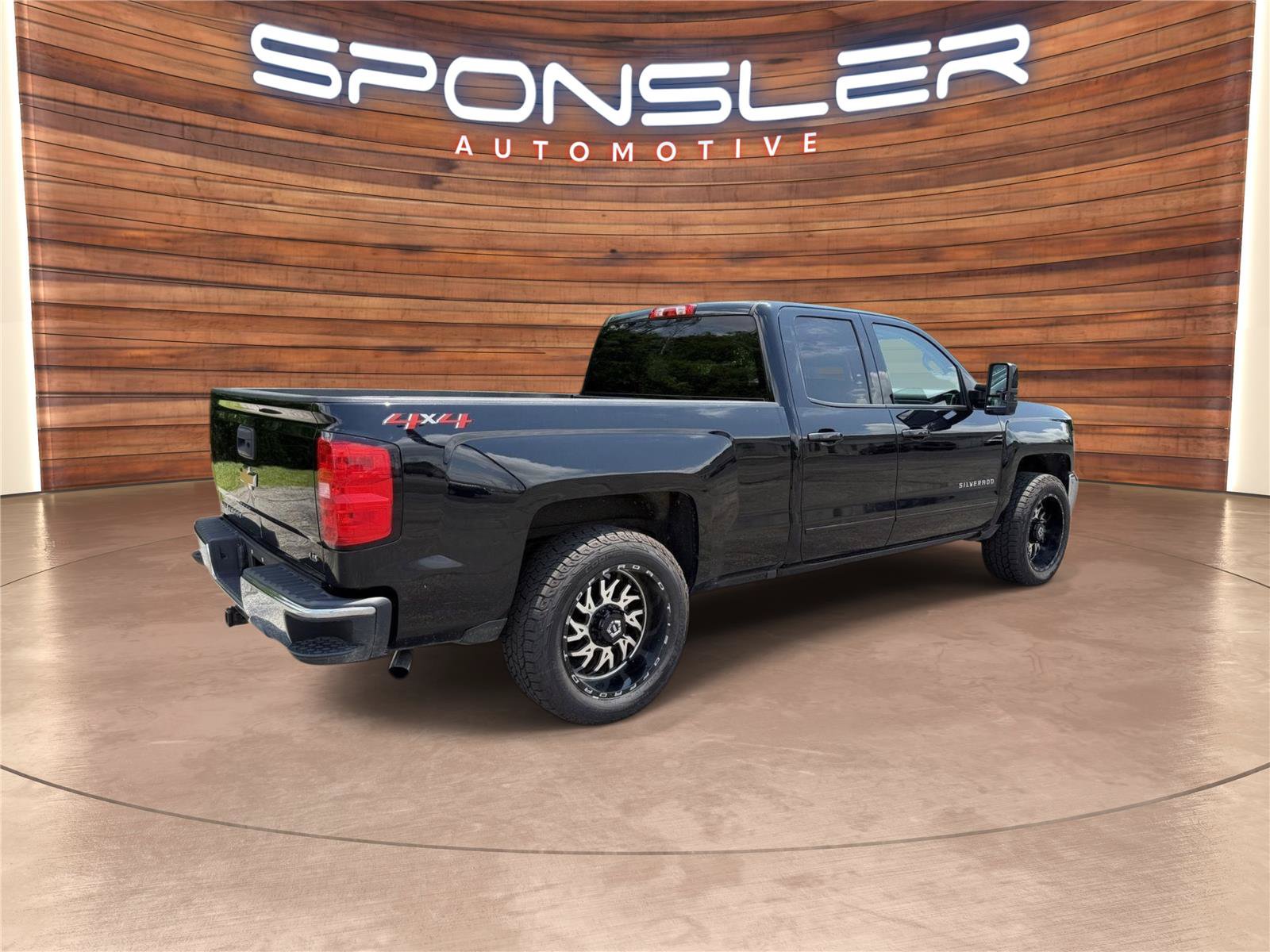 Used 2019 Chevrolet Silverado 1500 LT w/ All Star Edition AWD/4WD image 5