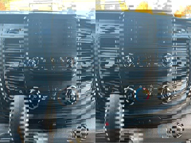 Used 2020 Ford Transit 150 XL image 12