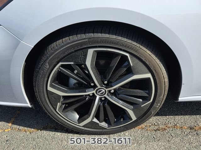 Used 2025 Nissan Altima 2.5 SR FWD image 7