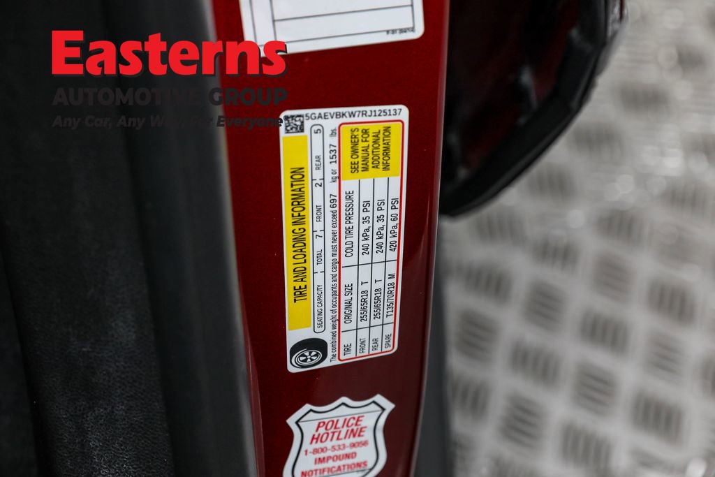 Used 2024 Buick Enclave Premium image 39