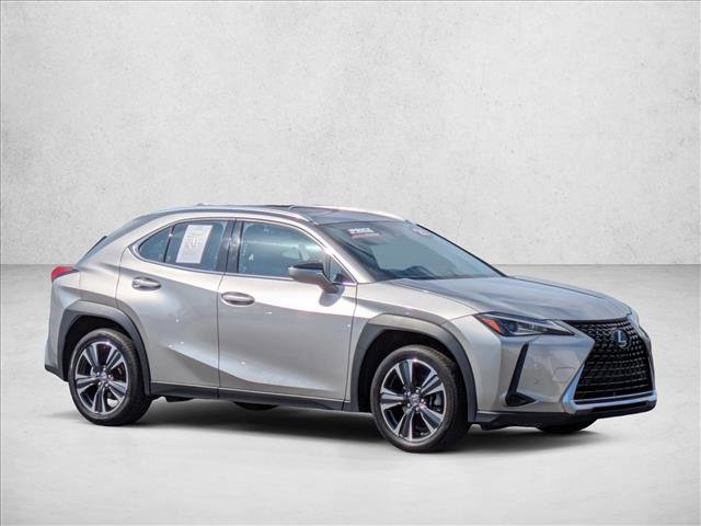 Used 2021 Lexus UX 200 w/ Premium Package image 3