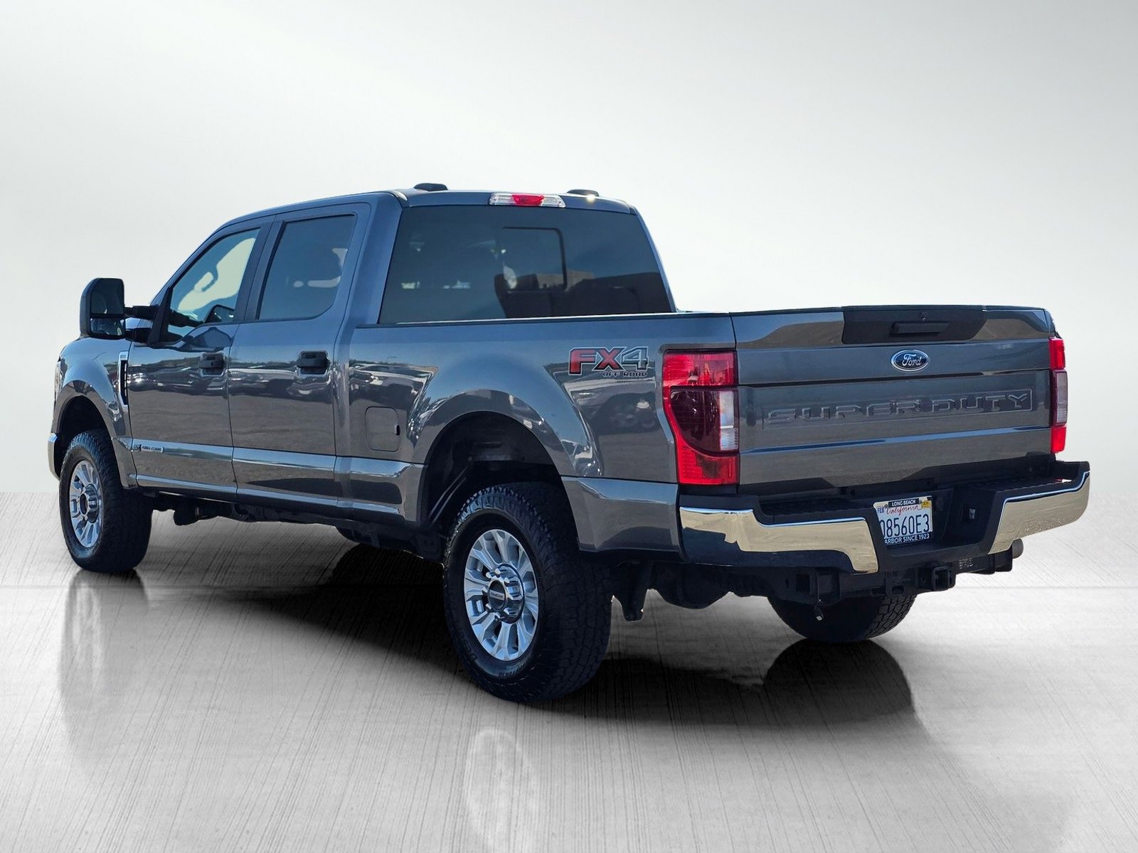 Used 2021 Ford F250 XL w/ STX Appearance Package image 5
