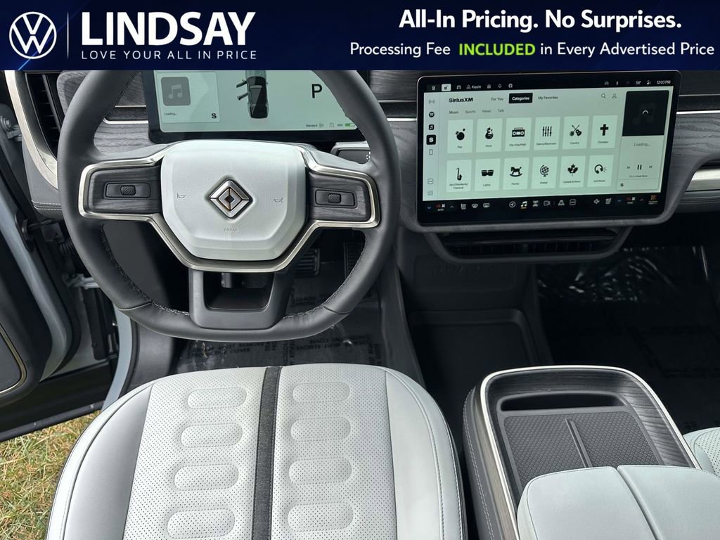 Used 2025 Rivian R1S Adventure AWD/4WD image 10