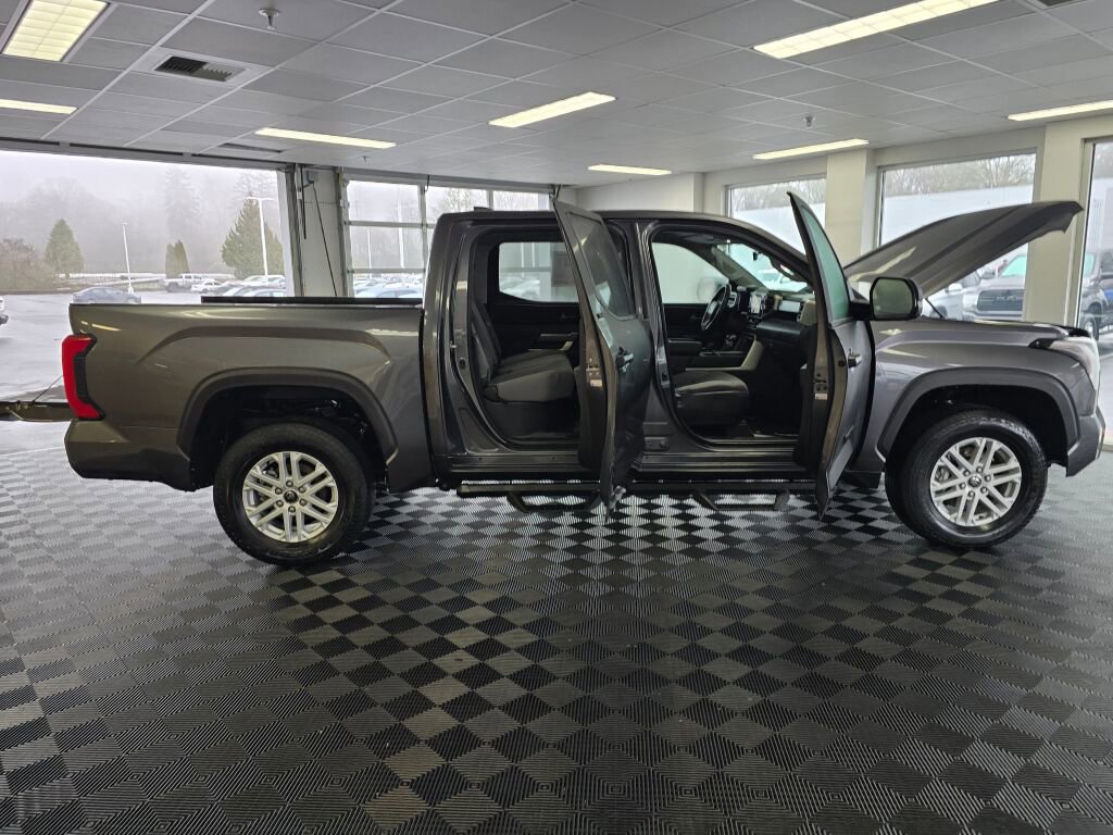 Used 2024 Toyota Tundra SR5 w/ SR5 Convenience Package image 14