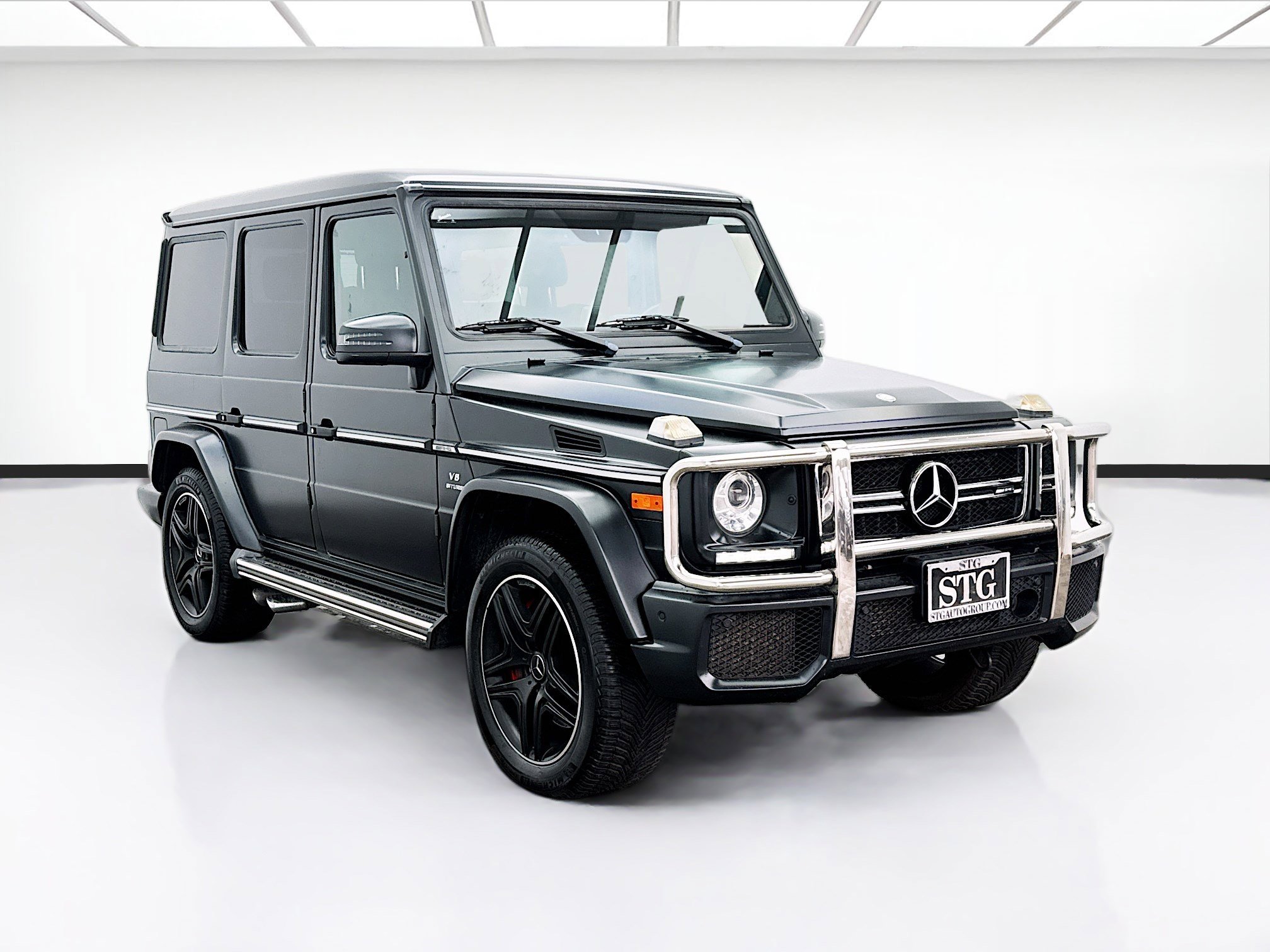 Used 2017 Mercedes-Benz G 63 AMG 4MATIC image 3