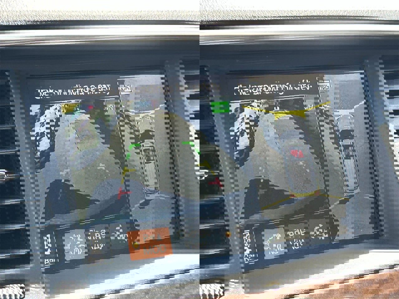 Certified 2020 Nissan Armada SL w/ Premium Package image 8