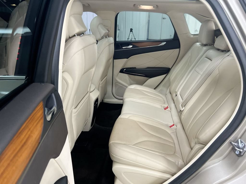 Used 2015 Lincoln MKC FWD w/ Equipment Group 102A Reserve image 24