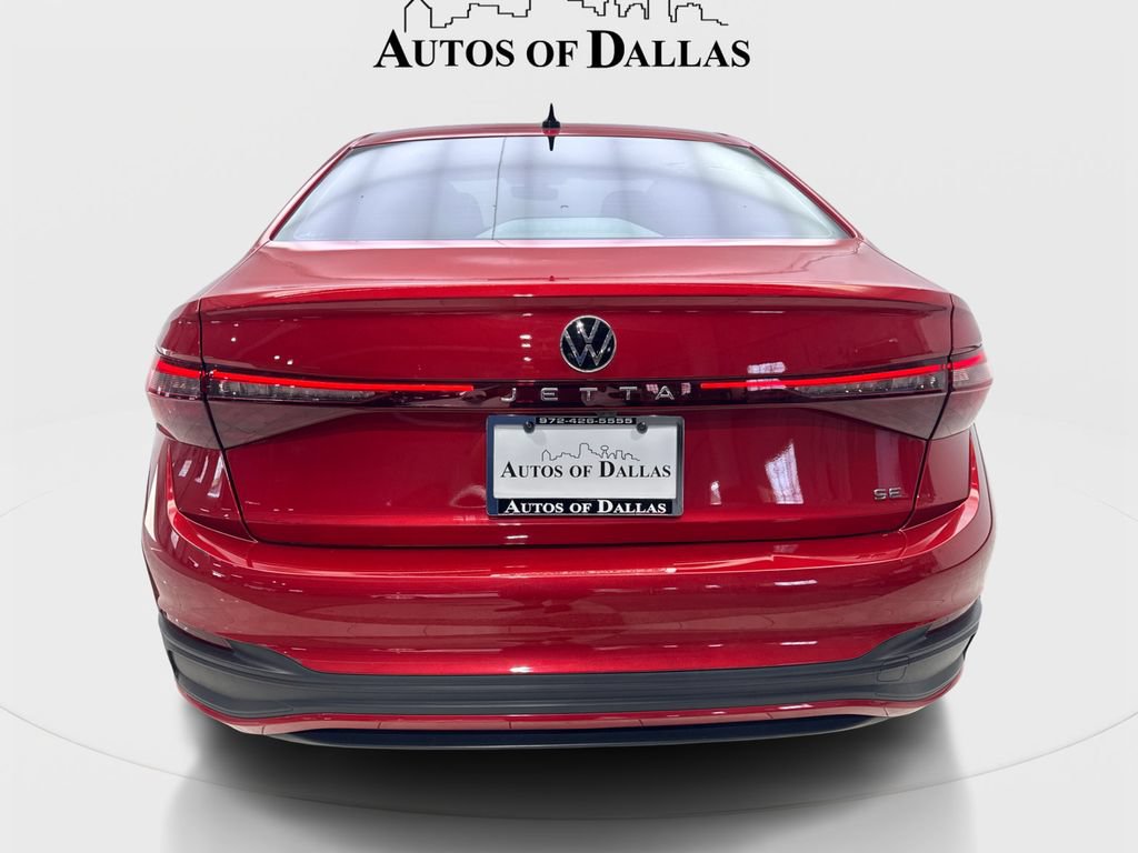 Used 2025 Volkswagen Jetta SE FWD image 7